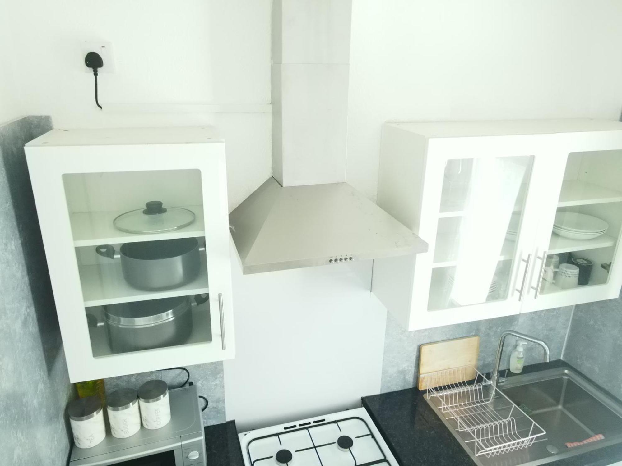 Service 2 Bed In South Wales Near Celtic Manor Icc Wales *