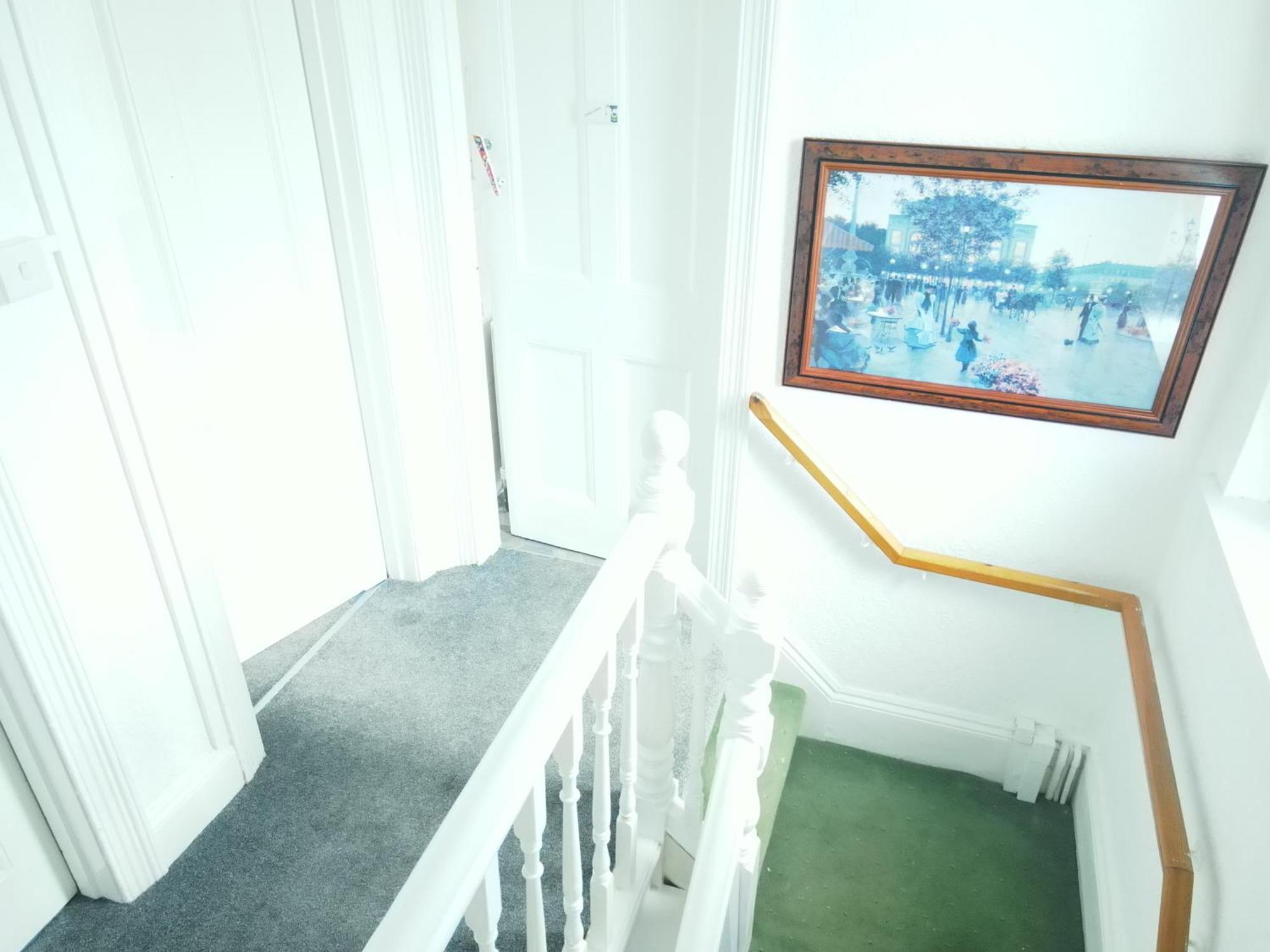 Service 2 Bed In South Wales Near Celtic Manor Icc Wales Apartment *