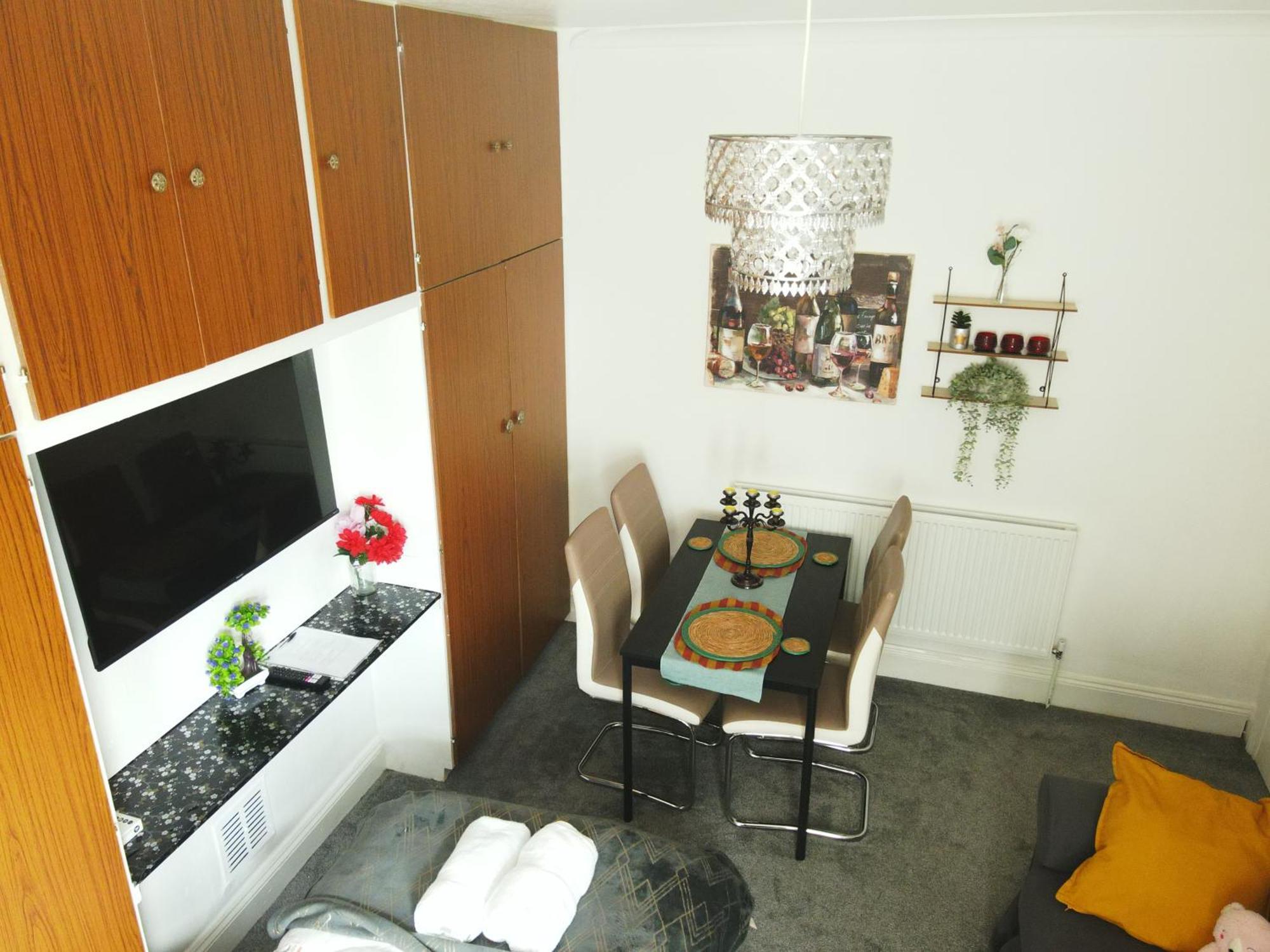 Apartment Service 2 Bed In South Wales Near Celtic Manor Icc Wales