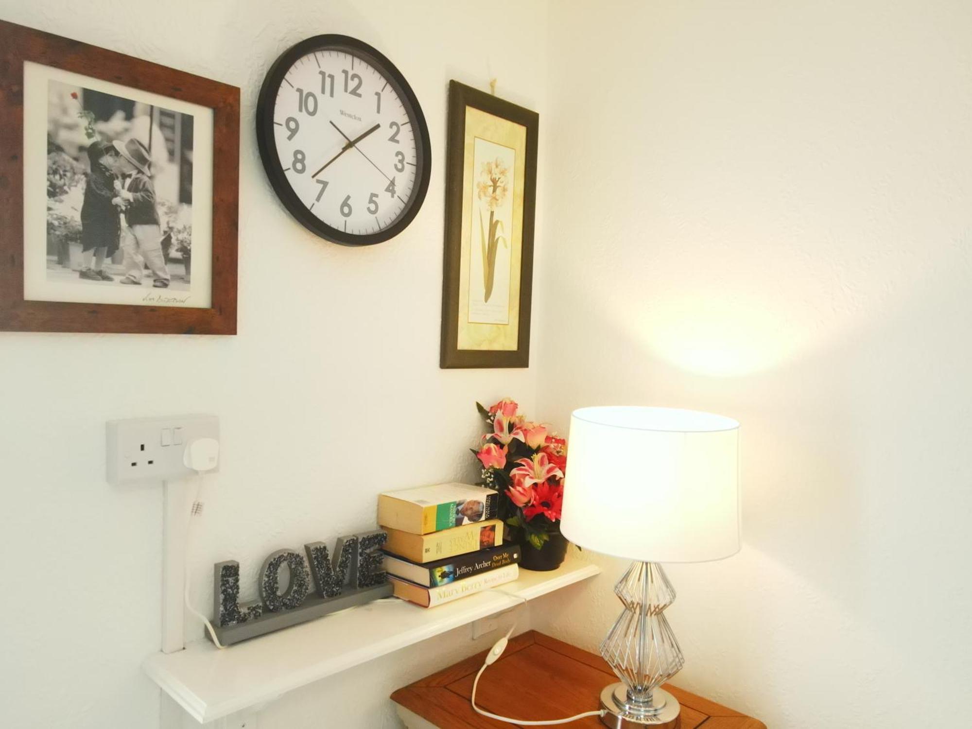 Apartment Service 2 Bed In South Wales Near Celtic Manor Icc Wales *